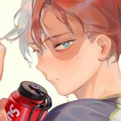 女子穿睡衣买12万黄金首饰店主报警
